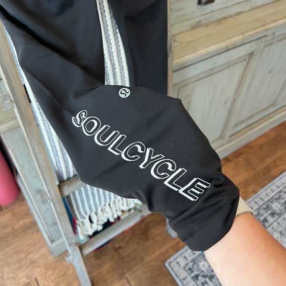 Lululemon x Soulcycle women’s wunder train contour fit high rise tight size 4 - Picture 8 of 10
